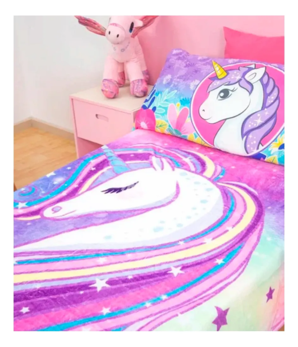 Cobertor Ligero Individual Providencia Fantasia Unicornio