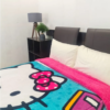 HELLO KITTY MODA3 Cobertor Borrega Amigo Hello KItty Moda
