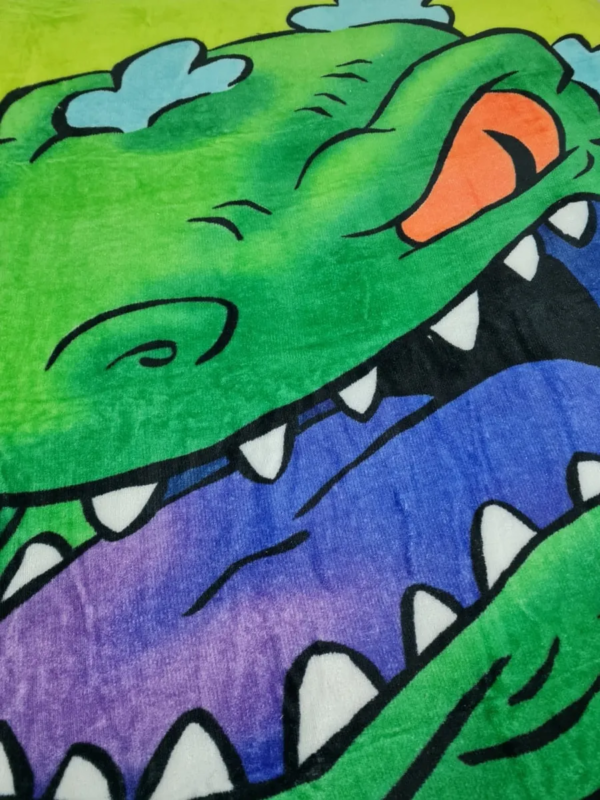 Cobertor Ligero Providencia Reptar Dinosaurio