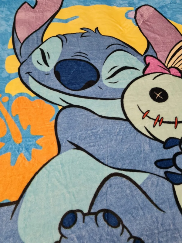 Cobertor Ligero Providencia Stitch Aloha