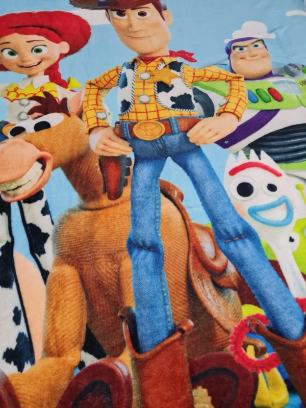 Cobertor Ligero Providencia Toy Amistad