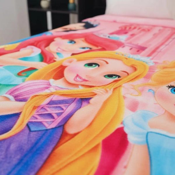 Cobertor Ligero Providencia Princesitas